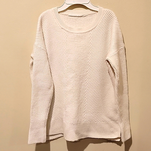 Athleta Sweaters - ❤️ ATHLETA MERINO WOOL BLEND SWEATER, SMALL